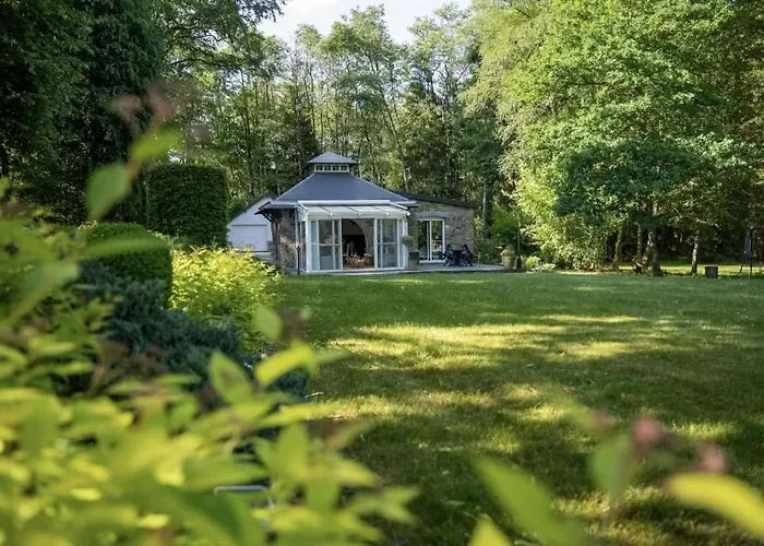 La Source Marie-elise * סטבלוט